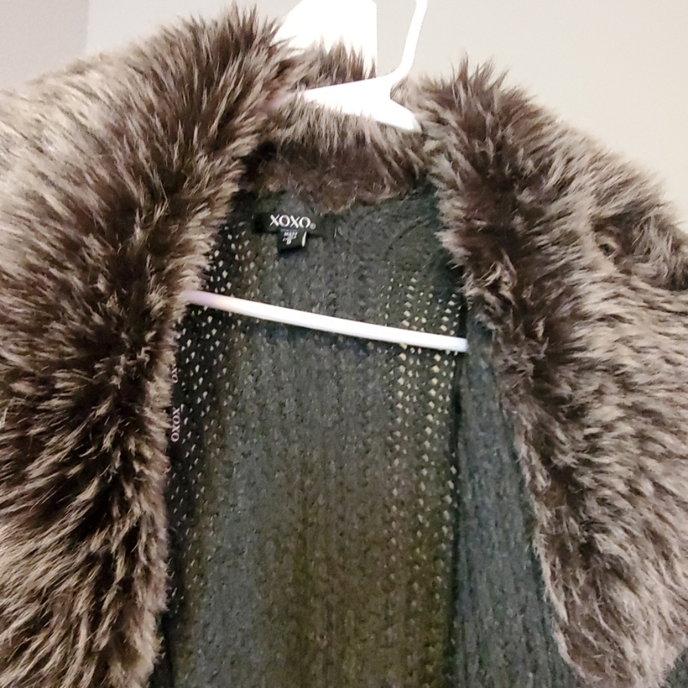 Sweater - Picture 3 of 3